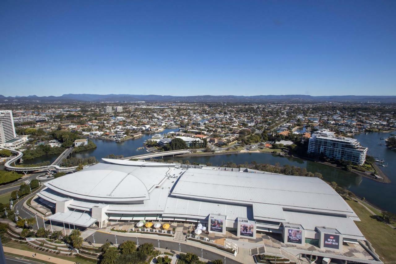 Qube Broadbeach Gold Coast Exterior foto